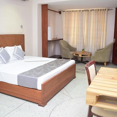 K27 Premier Backpackers Dar es Salaam Exterior foto