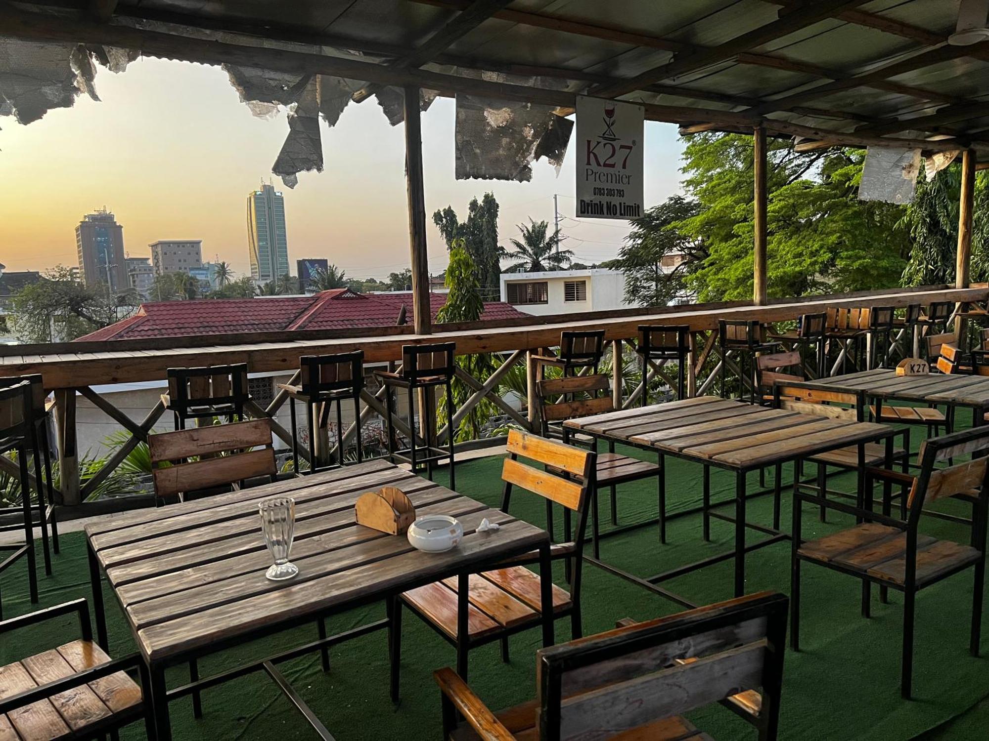 K27 Premier Backpackers Dar es Salaam Exterior foto